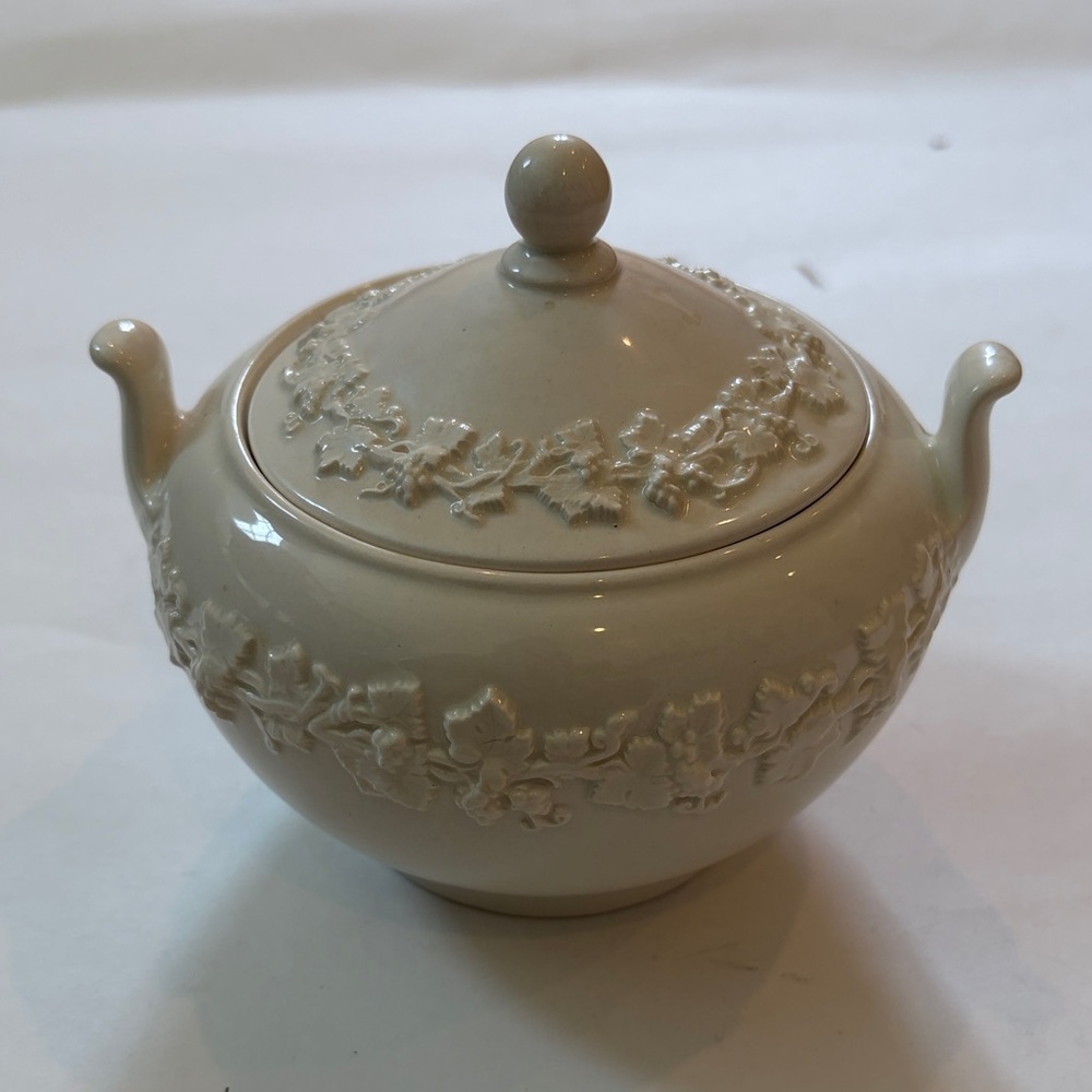 Wedgwood Queens Ware Sugar Bowl